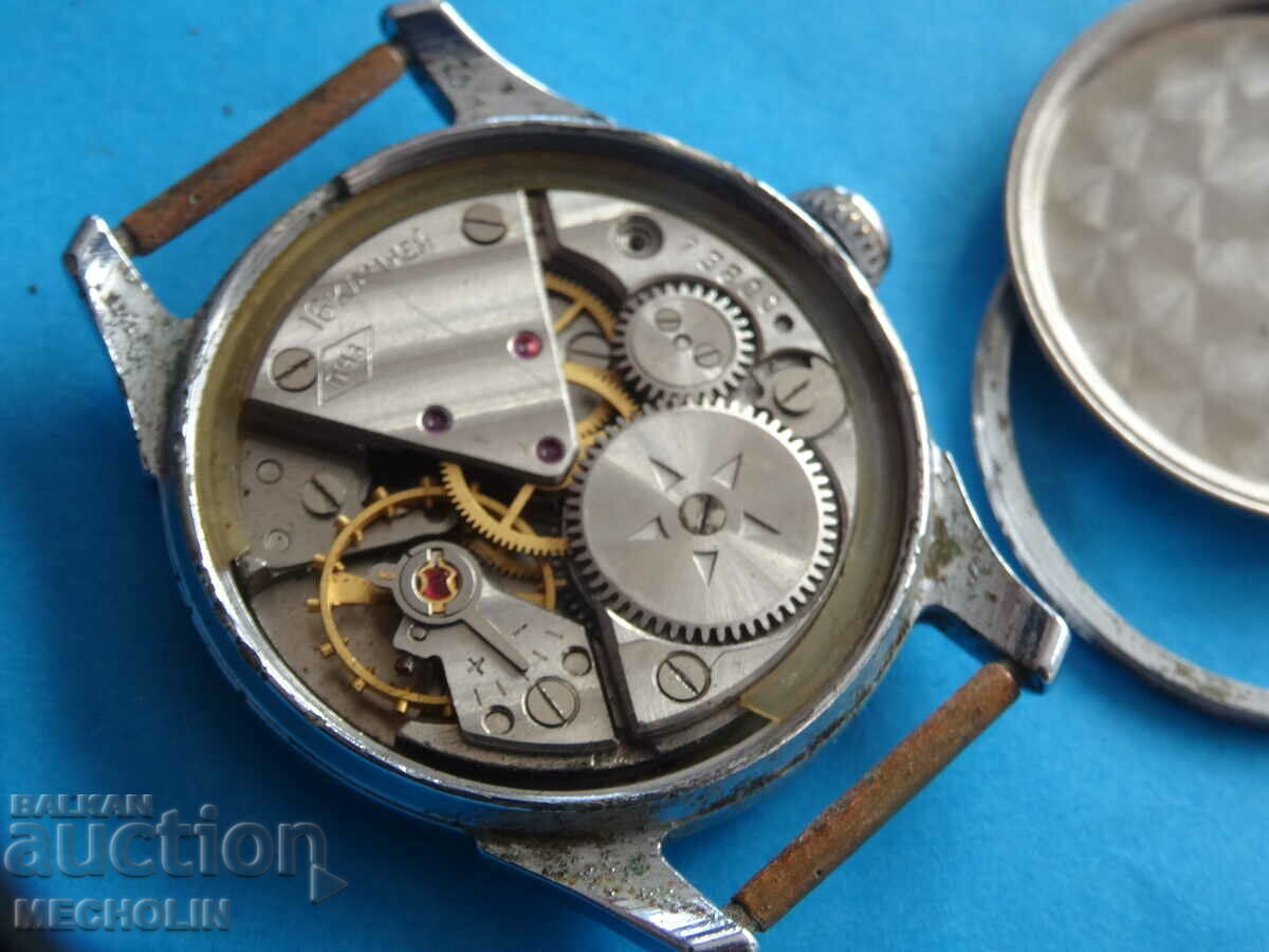 COLLECTIBLE RUSSIAN WATCH RUSSIA RUSSIA 17 STONE - 5 COLLECTIBLE RUSSIAN WATCH RUSSIA RUSSIA 17 STONE - 5