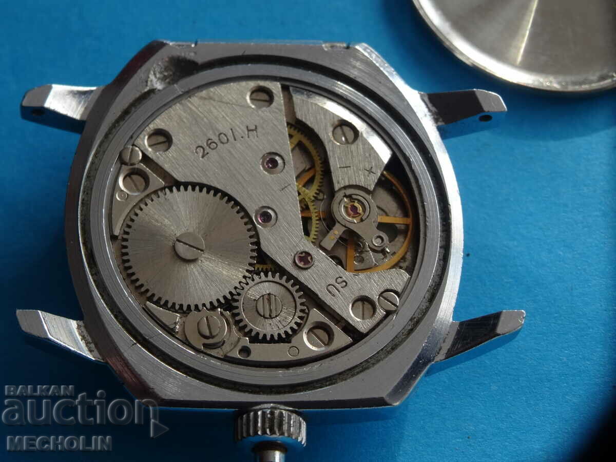 COLLECTIBLE RUSSIAN WATCH ROCKET NOT VISIBLE 2 - 7 COLLECTIBLE RUSSIAN WATCH ROCKET NOT VISIBLE 2 - 7