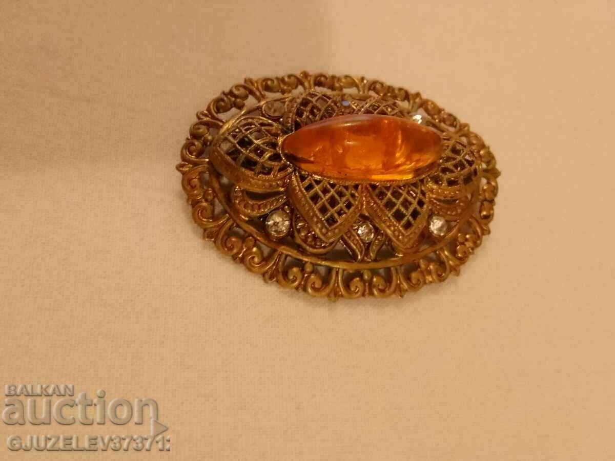 Antique brooch with price 35.00 BGN | € 17.90