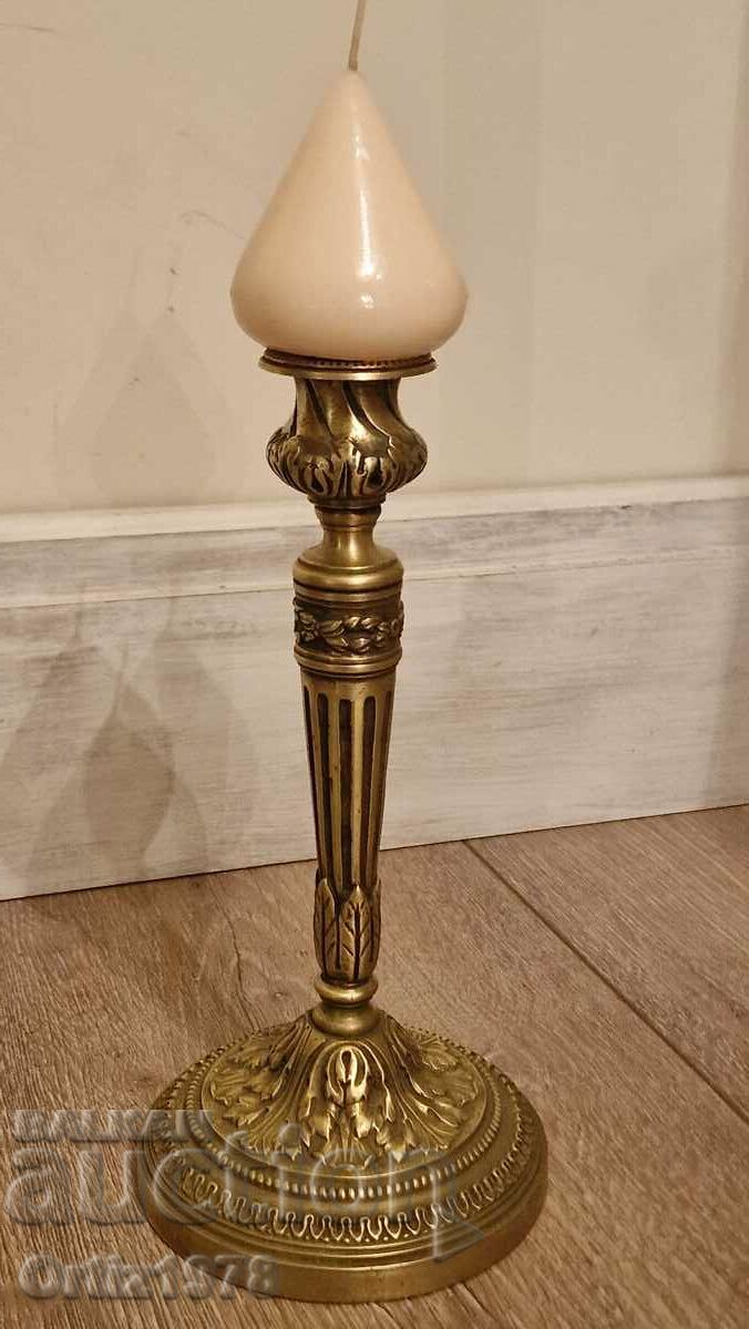 Auction Solid French candle holder, brass, marked, 910g – Excellent! Auction Solid French candle holder, brass, marked, 910g – Excellent!