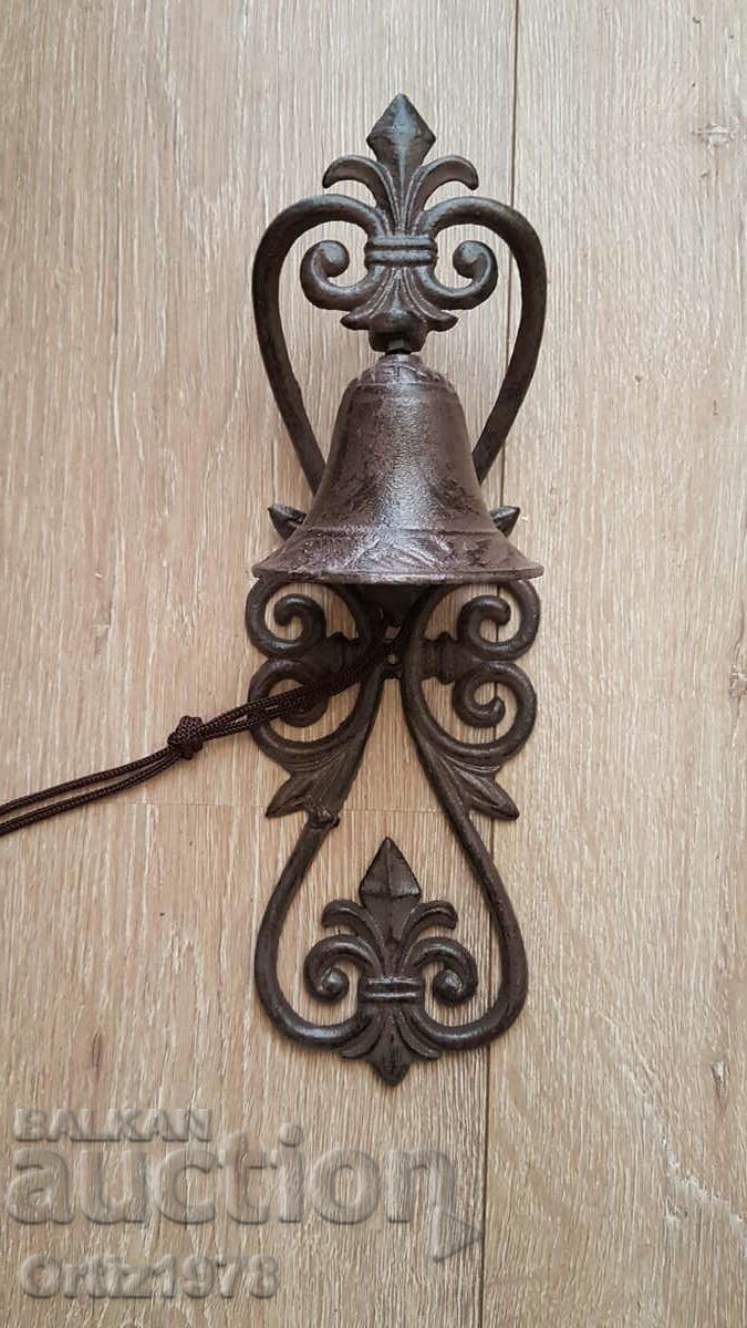 Cast iron bell with a wonderful ring! with price 67.00 BGN | € 34.26 Cast iron bell with a wonderful ring! with price 67.00 BGN | € 34.26