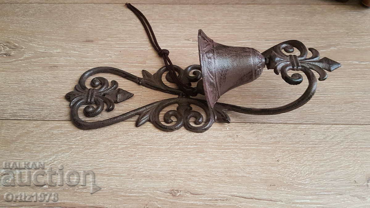 Delivery of Cast iron bell with a wonderful ring! Delivery of Cast iron bell with a wonderful ring!