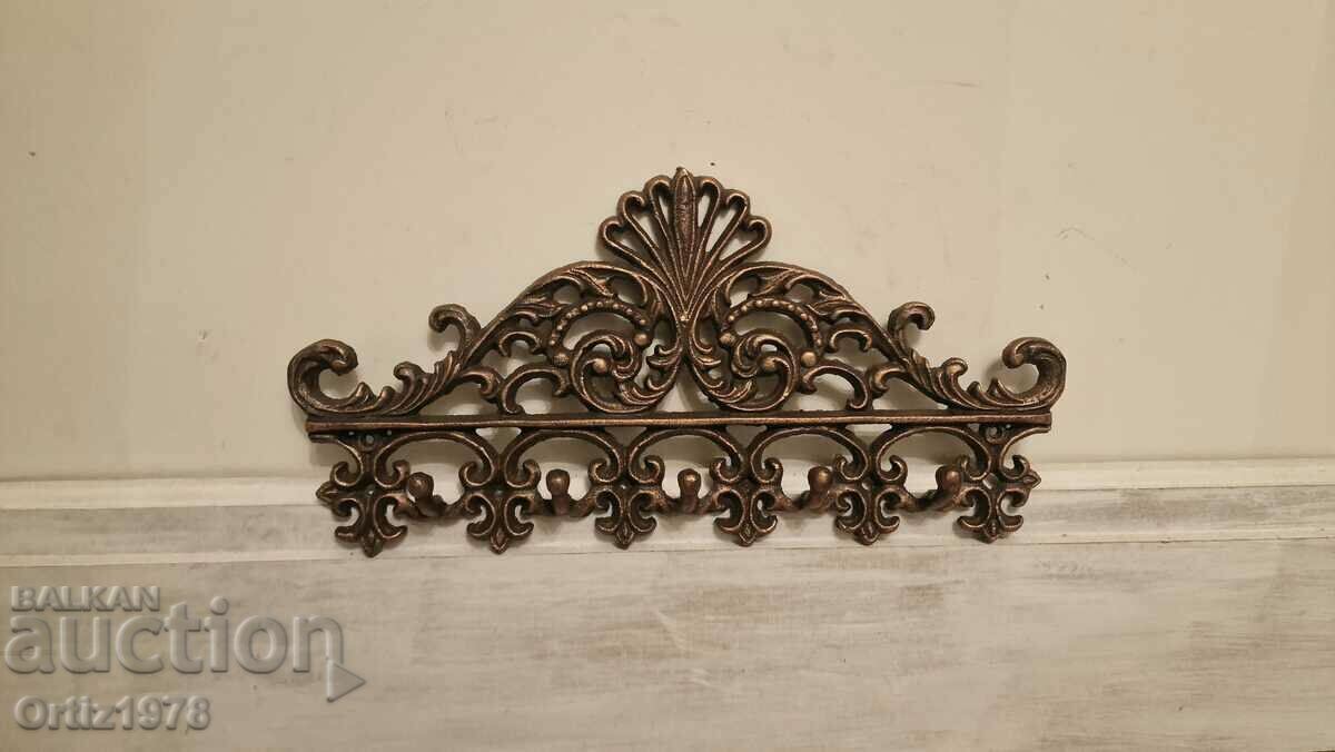 Παράδοση Μεγάλη κρεμάστρα από χυτοσίδηρο - 960 γρ