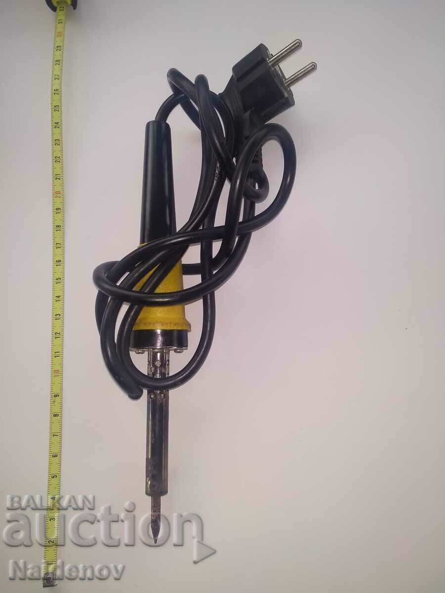 Old soldering iron with price 9.99 BGN | € 5.11 Old soldering iron with price 9.99 BGN | € 5.11