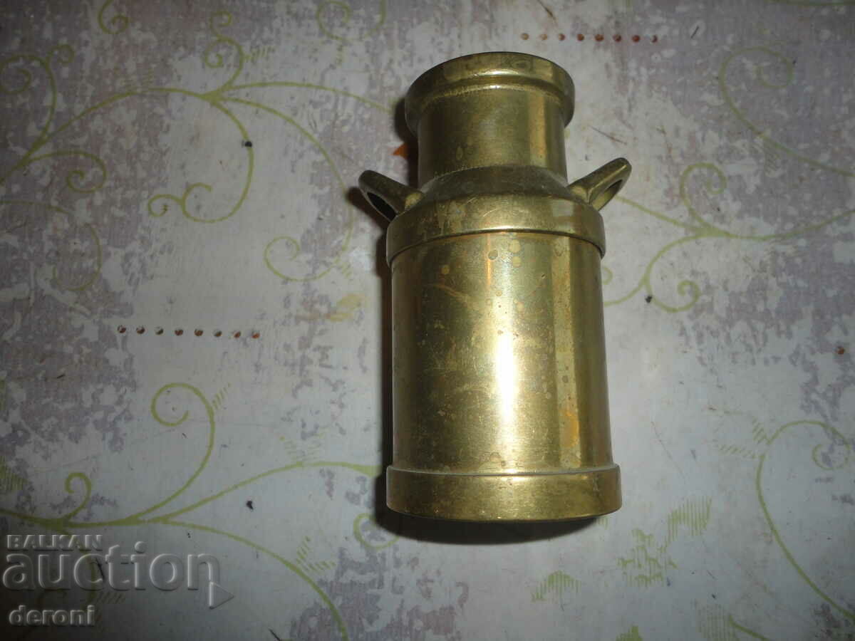 Bronze figure stand gyum 2 with price 20.00 BGN | € 10.23