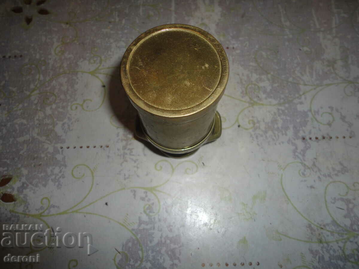 Delivery of Bronze figure stand gyum 2