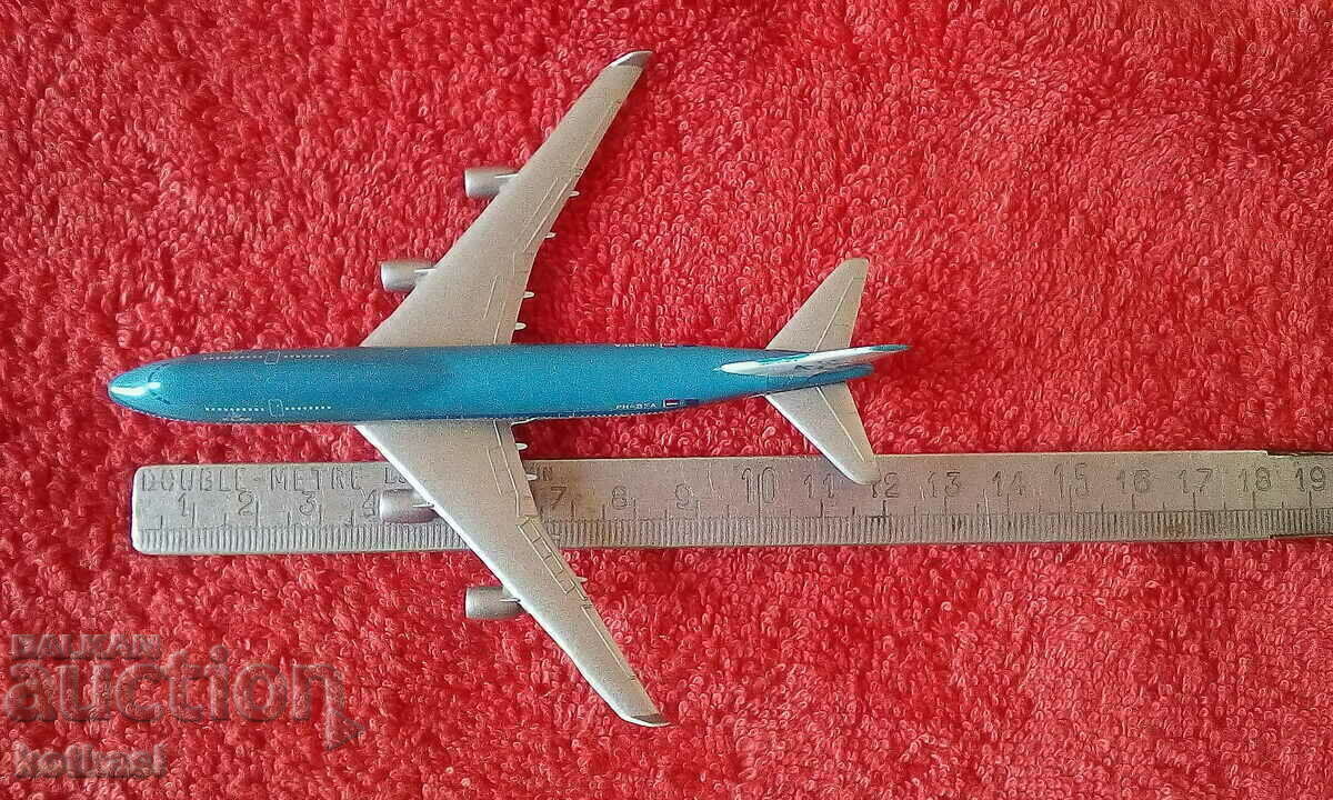 Schabak Germania Boeing 747 KLM avion mic din metal