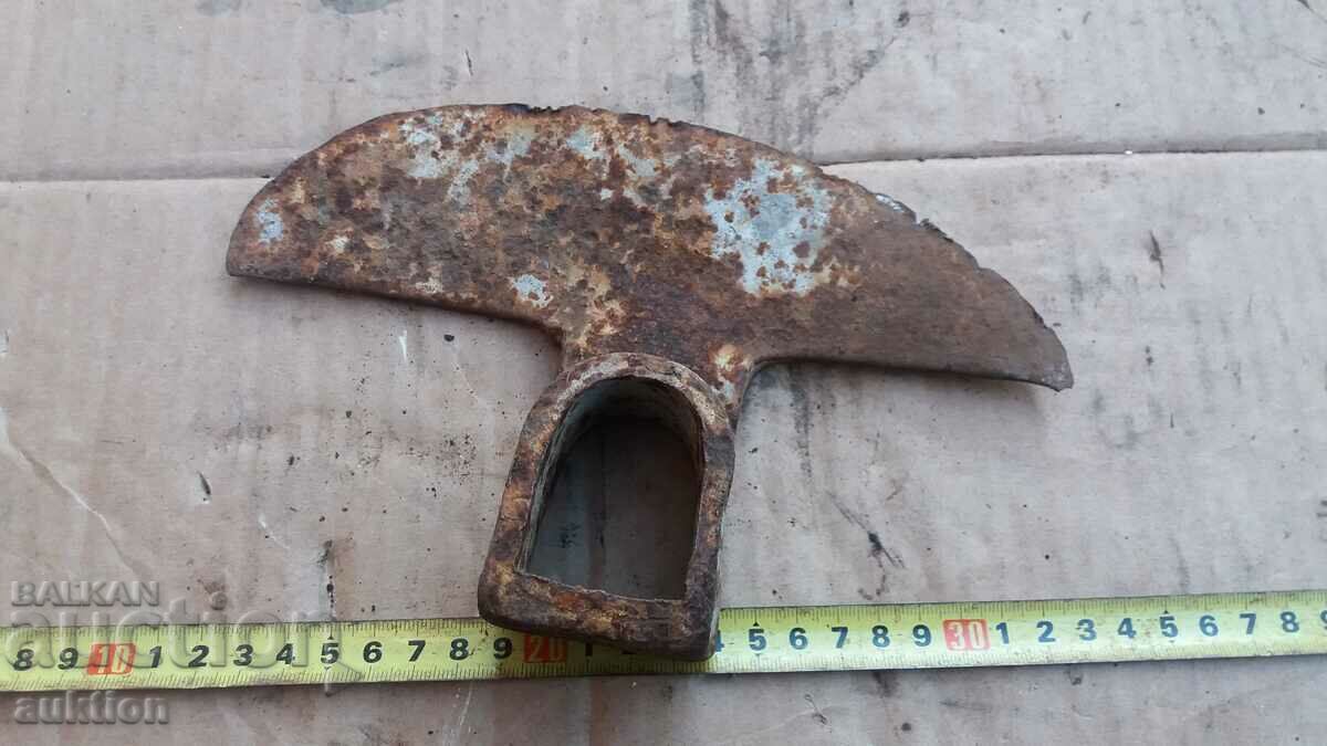 OLD SOLID HOE, TOOL - 5 OLD SOLID HOE, TOOL - 5