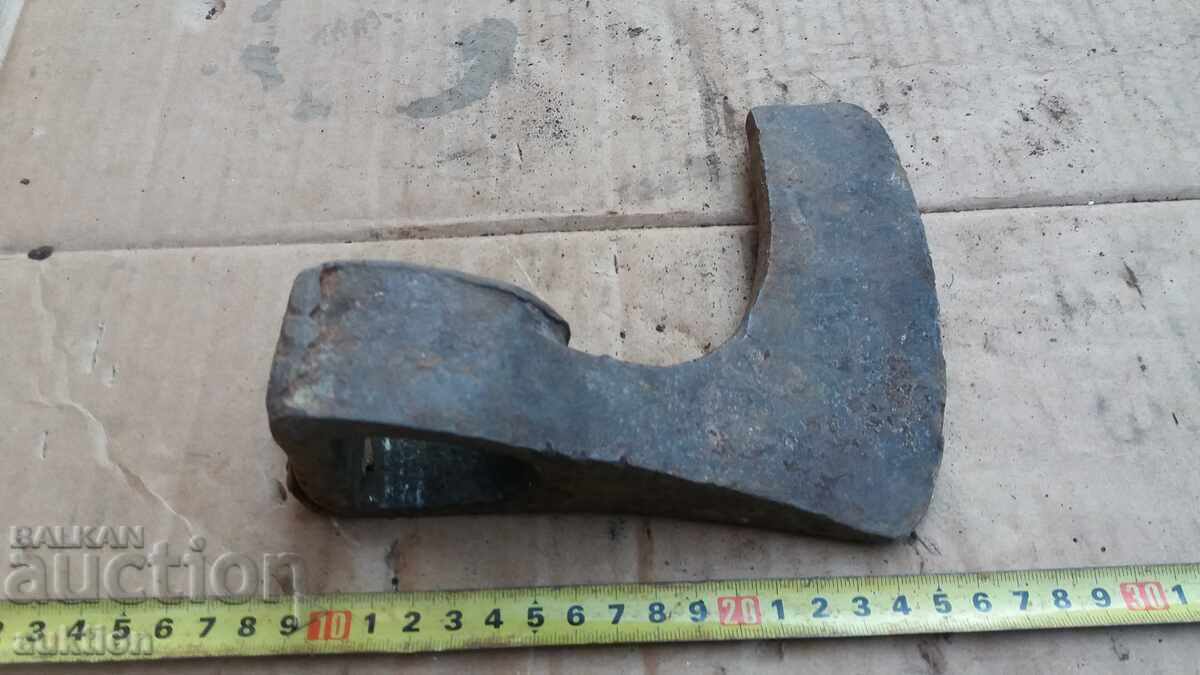 OLD SOLID AX, TOOL - 5 OLD SOLID AX, TOOL - 5