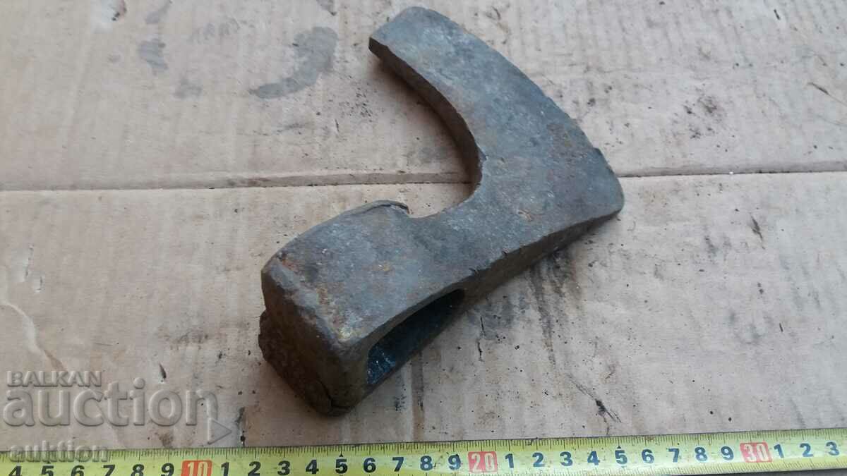 OLD SOLID AX, TOOL - 6 OLD SOLID AX, TOOL - 6