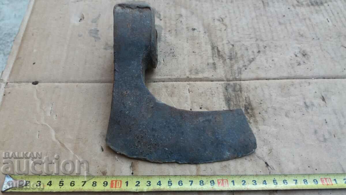 OLD SOLID AX, TOOL - 7 OLD SOLID AX, TOOL - 7