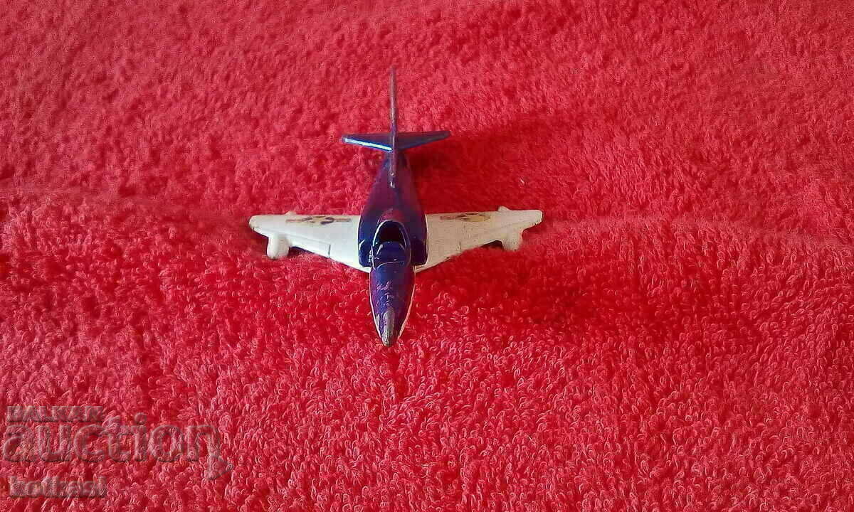Matchbox England Lesney 1973 Small Metal Fighter - 6
