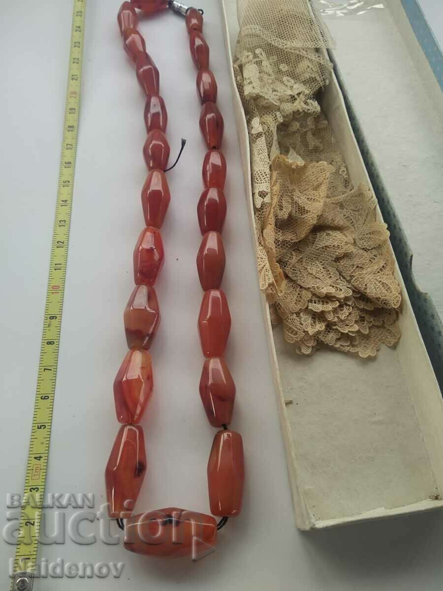 Auction Necklace Amber? Catalin? A stone? Auction Necklace Amber? Catalin? A stone?