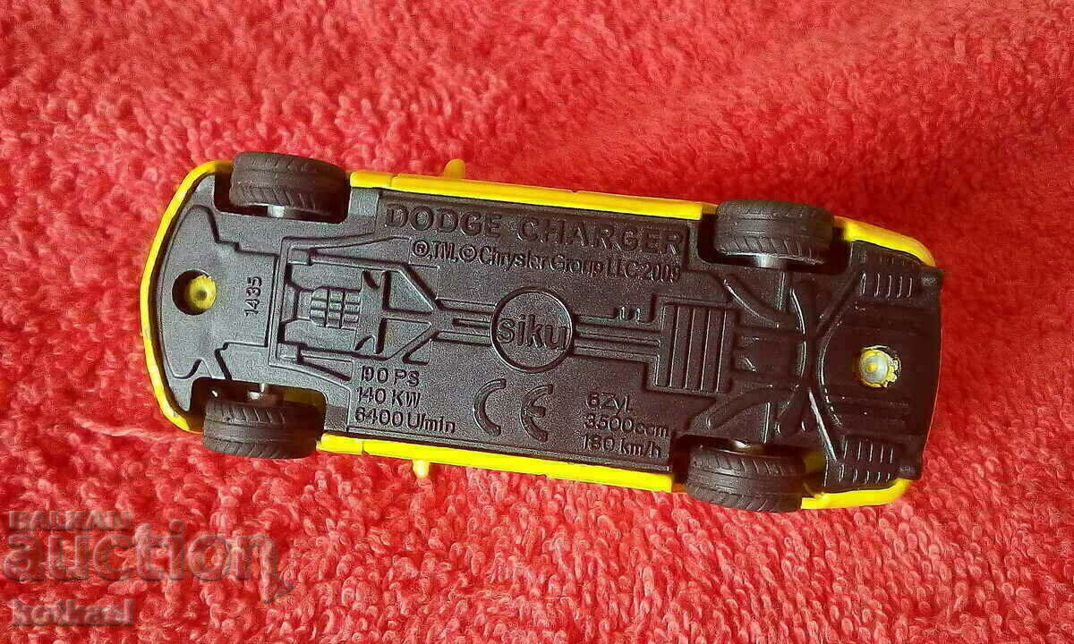 Small metal car model siku Dodge with price 15.50 BGN | € 7.93 Small metal car model siku Dodge with price 15.50 BGN | € 7.93