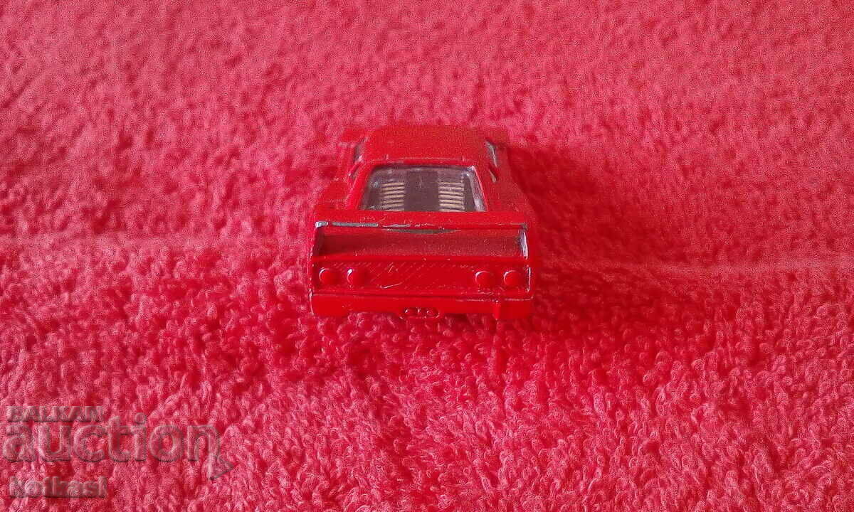 Auction  Small metal car model Ferrari maisto