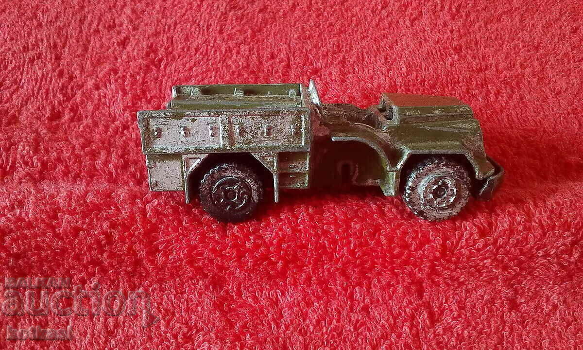 Delivery of Matchbox England Lesney 1976 Small Metal Car Delivery of Matchbox England Lesney 1976 Small Metal Car
