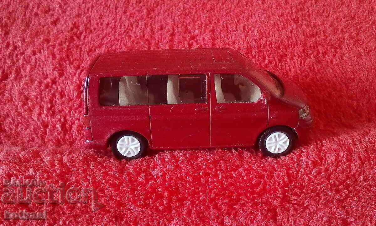 Delivery of Small metal car model Bus siku Multivan Delivery of Small metal car model Bus siku Multivan
