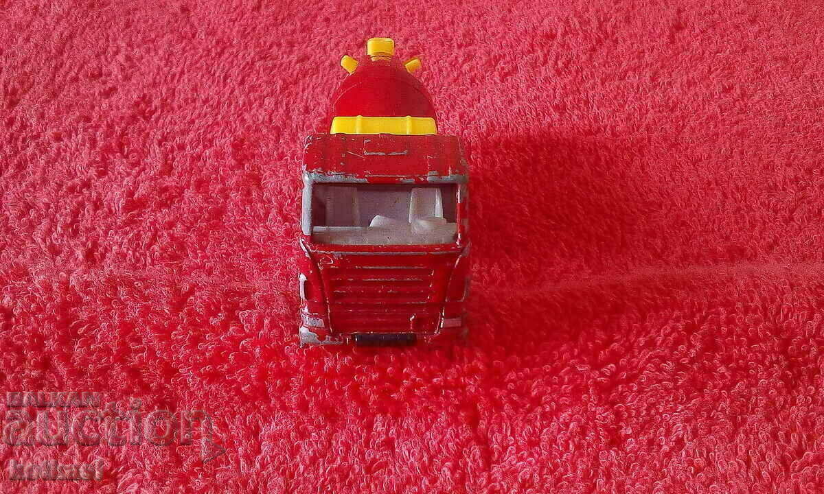 Μικρό μεταλλικό τσιμεντένιο φορτηγό siku - 6 Μικρό μεταλλικό τσιμεντένιο φορτηγό siku - 6