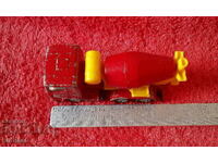 Малък метален камион бетоновоз siku