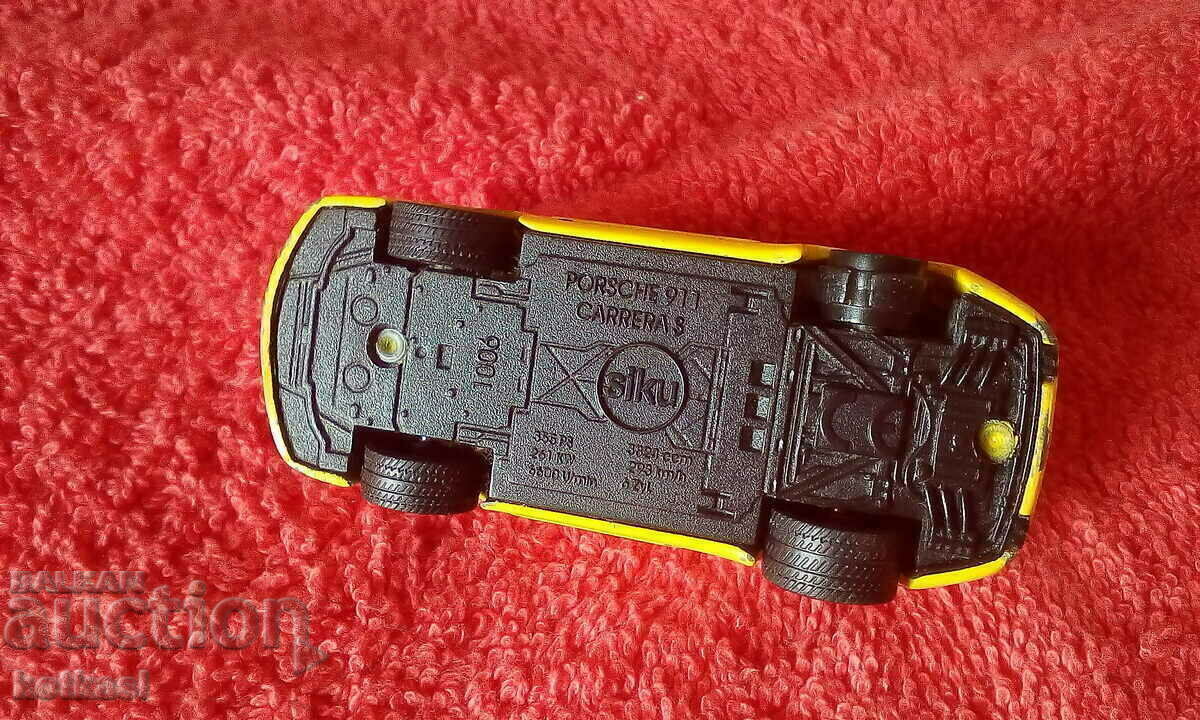 Auction Small metal car model siku Porsche 911 Auction Small metal car model siku Porsche 911