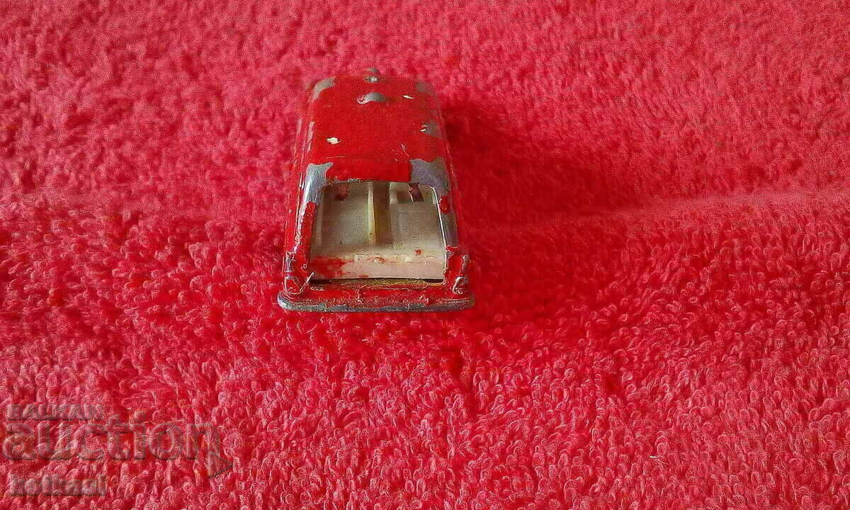 Licitație Matchbox Mercedes Benz Ambulance Lesney Small Metal Car Licitație Matchbox Mercedes Benz Ambulance Lesney Small Metal Car