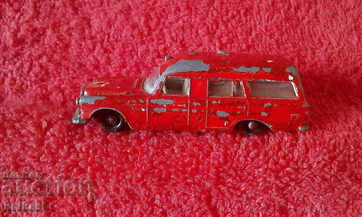 Matchbox Mercedes Benz Ambulance Lesney Small Metal Car - 6 Matchbox Mercedes Benz Ambulance Lesney Small Metal Car - 6