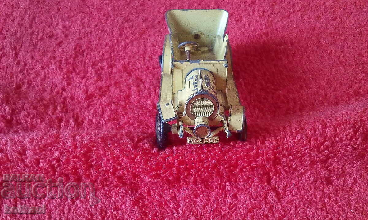 Small metal car model England Lesney Spyker 1904 - 5 Small metal car model England Lesney Spyker 1904 - 5