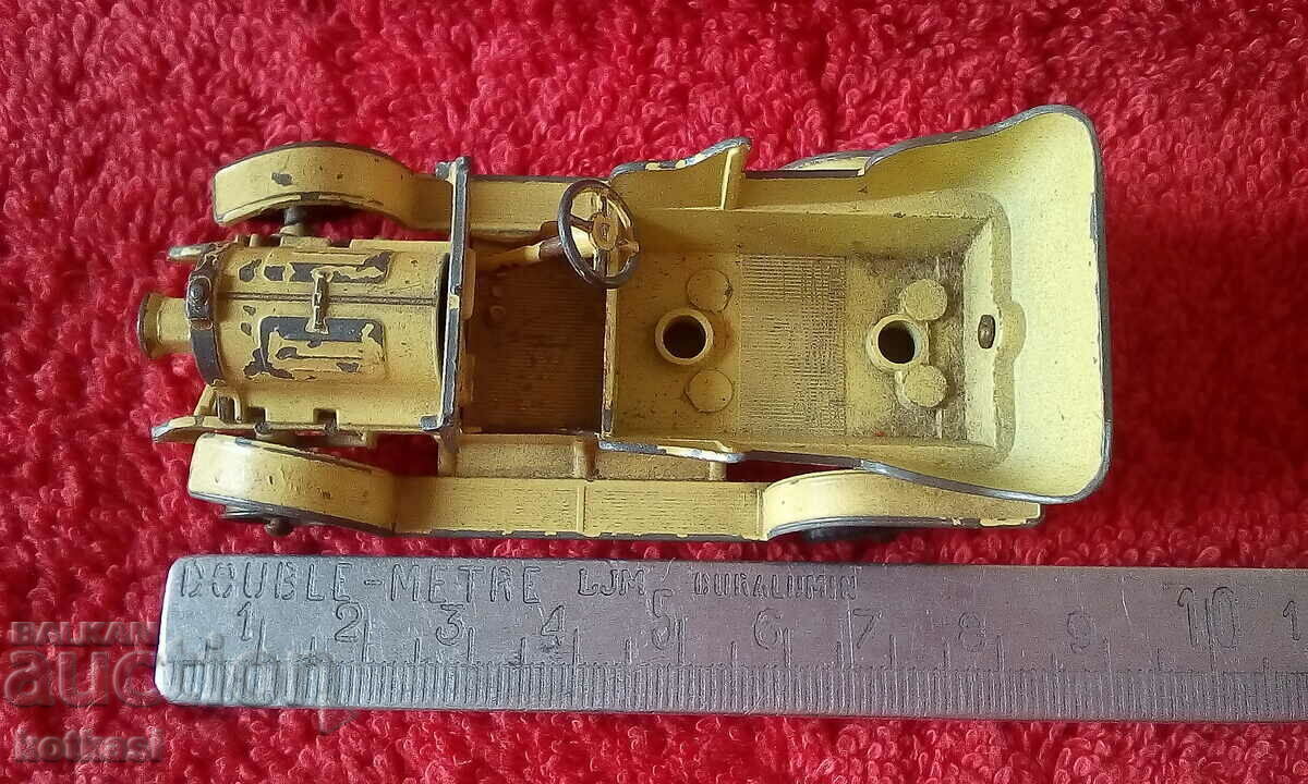 Small metal car model England Lesney Spyker 1904 Small metal car model England Lesney Spyker 1904