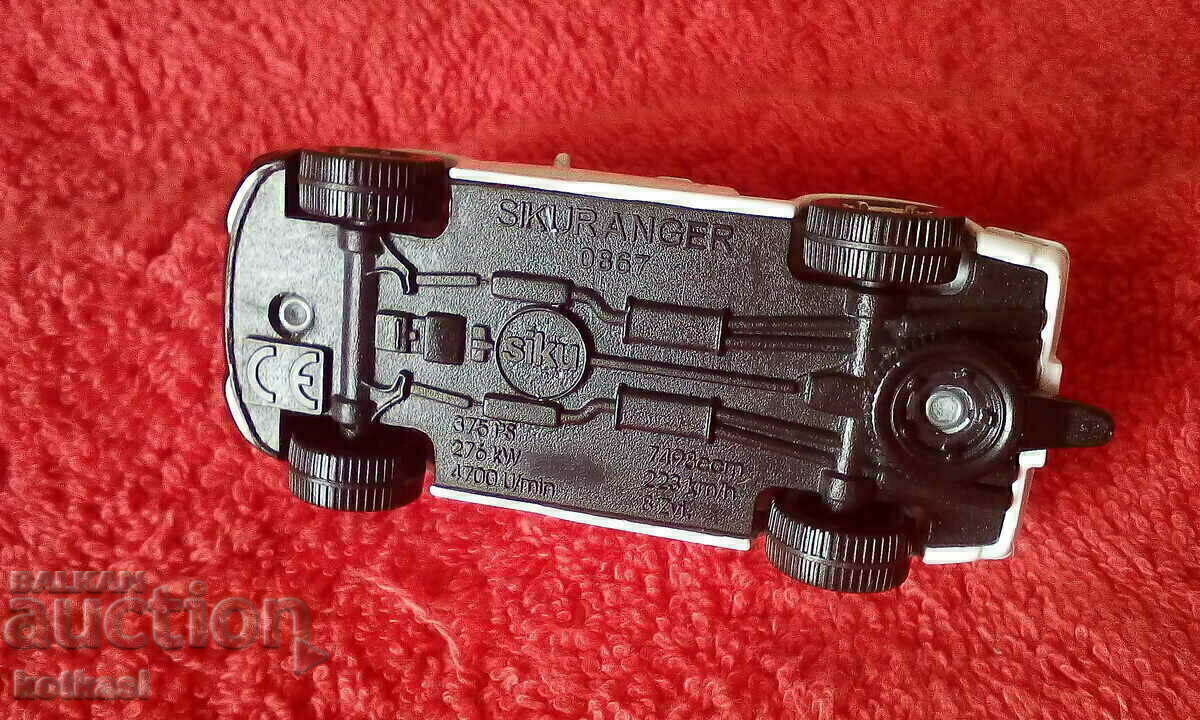 Small metal car model siku Ranger with price 21.00 BGN | € 10.74 Small metal car model siku Ranger with price 21.00 BGN | € 10.74