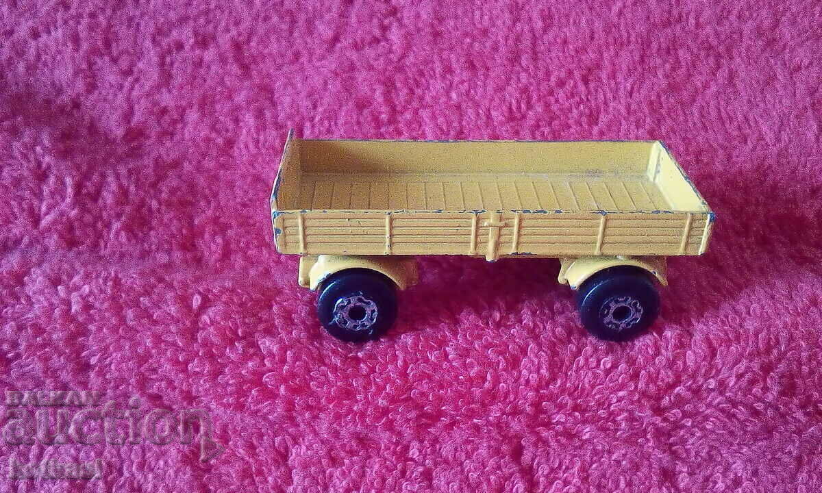 Small metal car model Matchbox Macau Mercedes trailer - 7 Small metal car model Matchbox Macau Mercedes trailer - 7