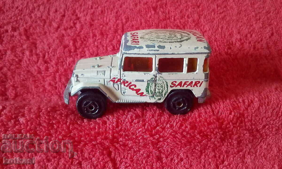 Μικρό μεταλλικό μοντέλο αυτοκινήτου majorette France Toyota 1/53 - 6 Μικρό μεταλλικό μοντέλο αυτοκινήτου majorette France Toyota 1/53 - 6