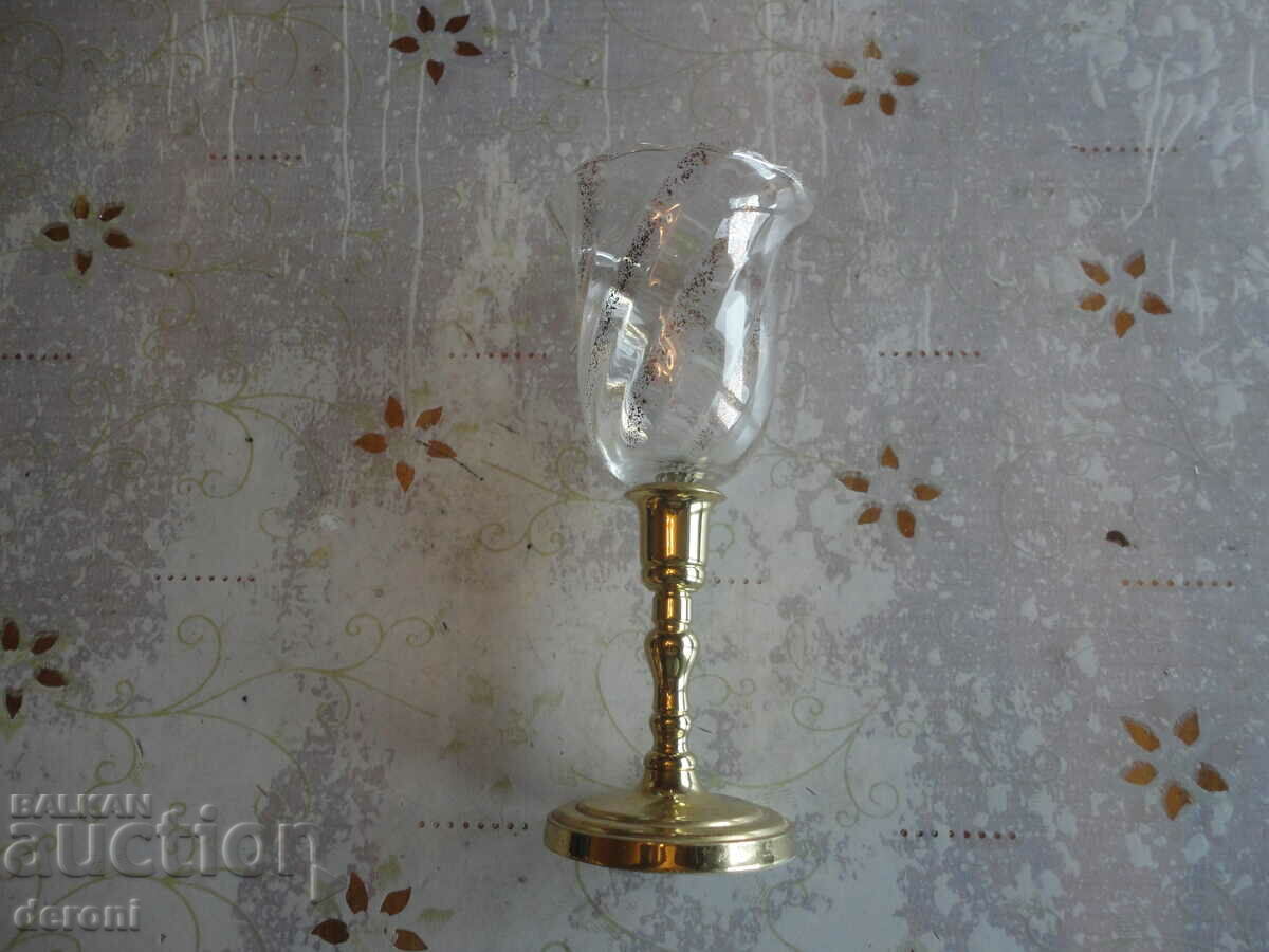 Аукцион Невероятен бокал чаша Аукцион Невероятен бокал чаша