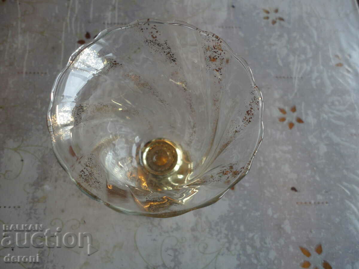 Невероятен бокал чаша - 5 Невероятен бокал чаша - 5