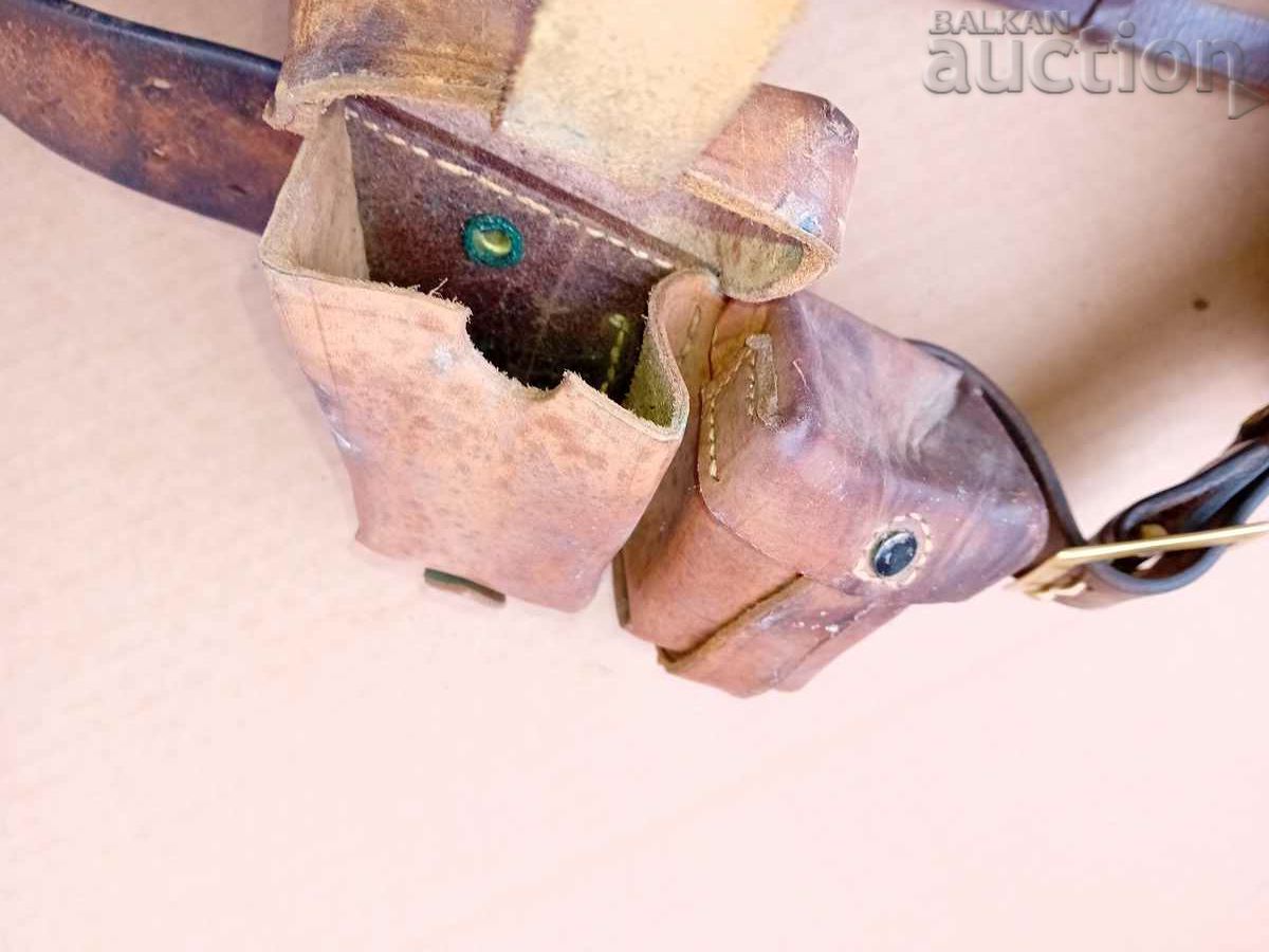 WW2 WWII M95 Rifle Carbine Belt with Carriers and Flaps - 6 WW2 WWII M95 Rifle Carbine Belt with Carriers and Flaps - 6