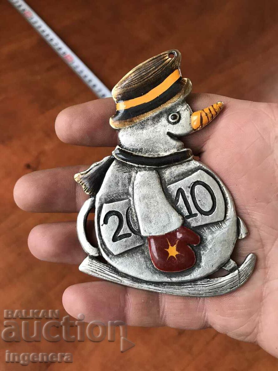 Livrarea PENDANT SUVENIR METAL SMALT 2010