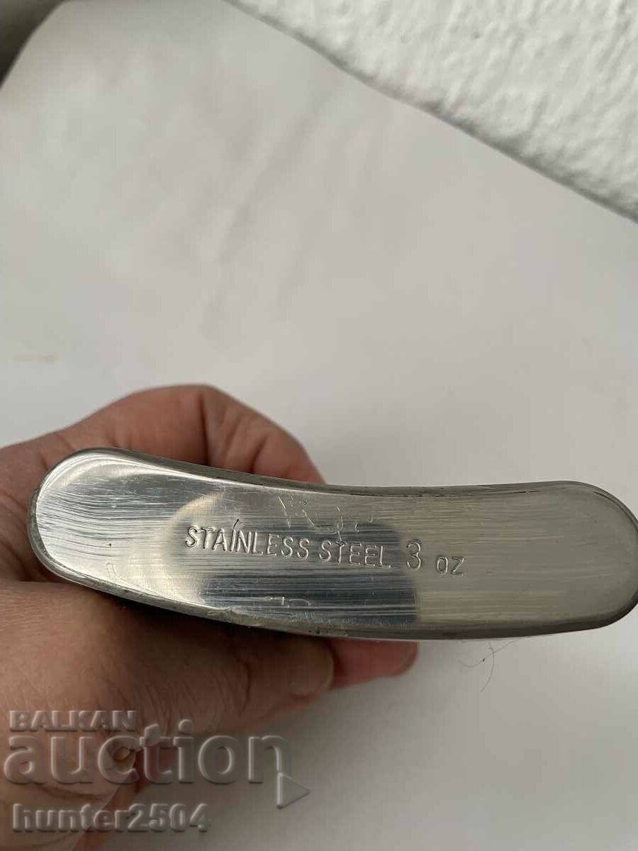 Auction Whiskey bottle (hunting) Auction Whiskey bottle (hunting)