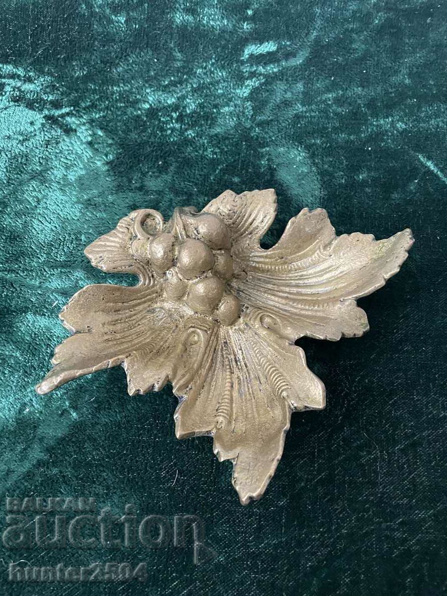 Аукцион Пепелник-13/16 см,бронз”,Грозде”