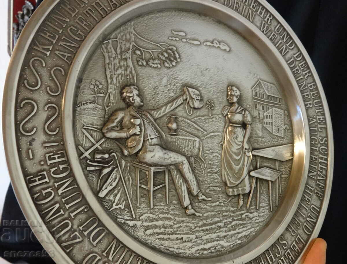 Enameled plate, panel with a love painting Lindenwirtin with price 39.00 BGN | € 19.94