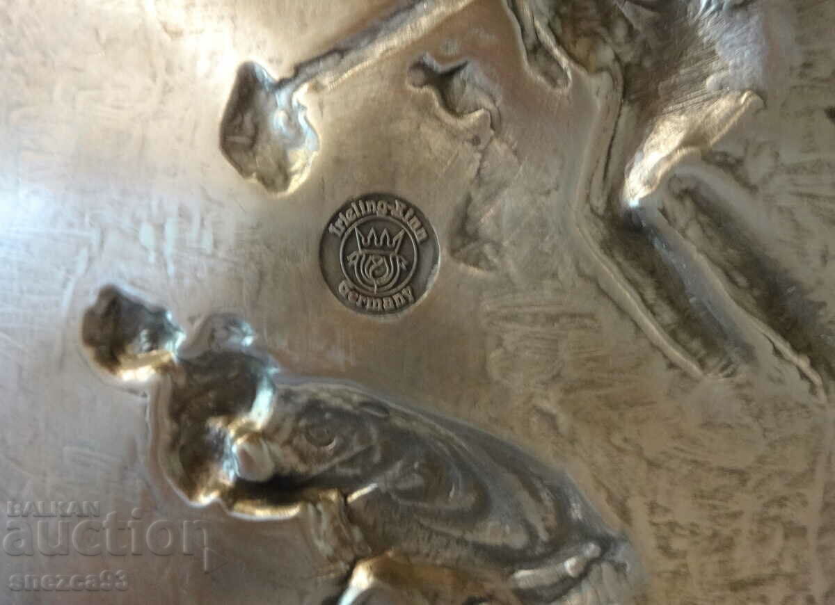 Delivery of Enameled plate, panel with a love painting Lindenwirtin