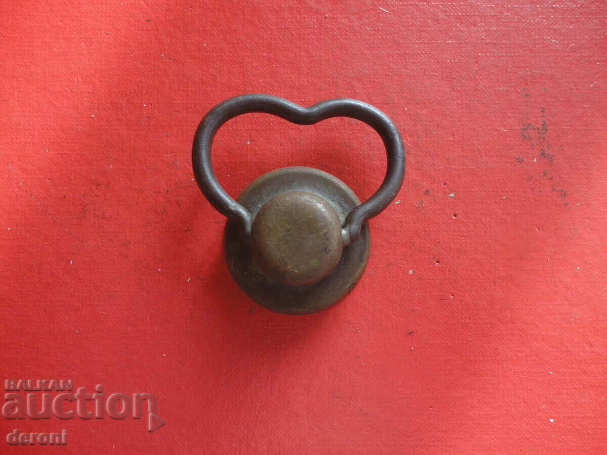 Antique Army Bronze Cap with price 25.00 BGN | € 12.78 Antique Army Bronze Cap with price 25.00 BGN | € 12.78