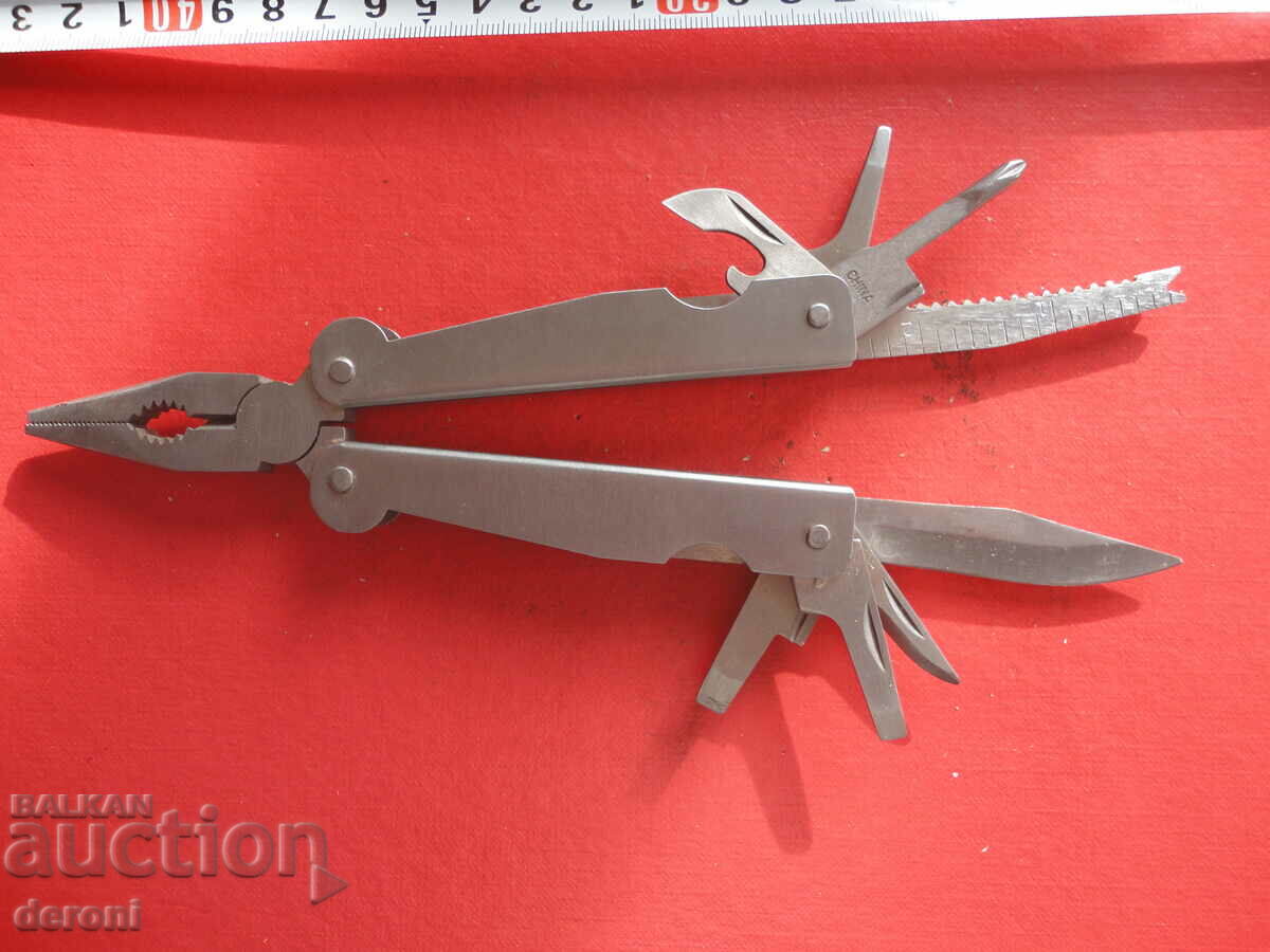 Combination knife multitool tool with price 10.00 BGN | € 5.11 Combination knife multitool tool with price 10.00 BGN | € 5.11