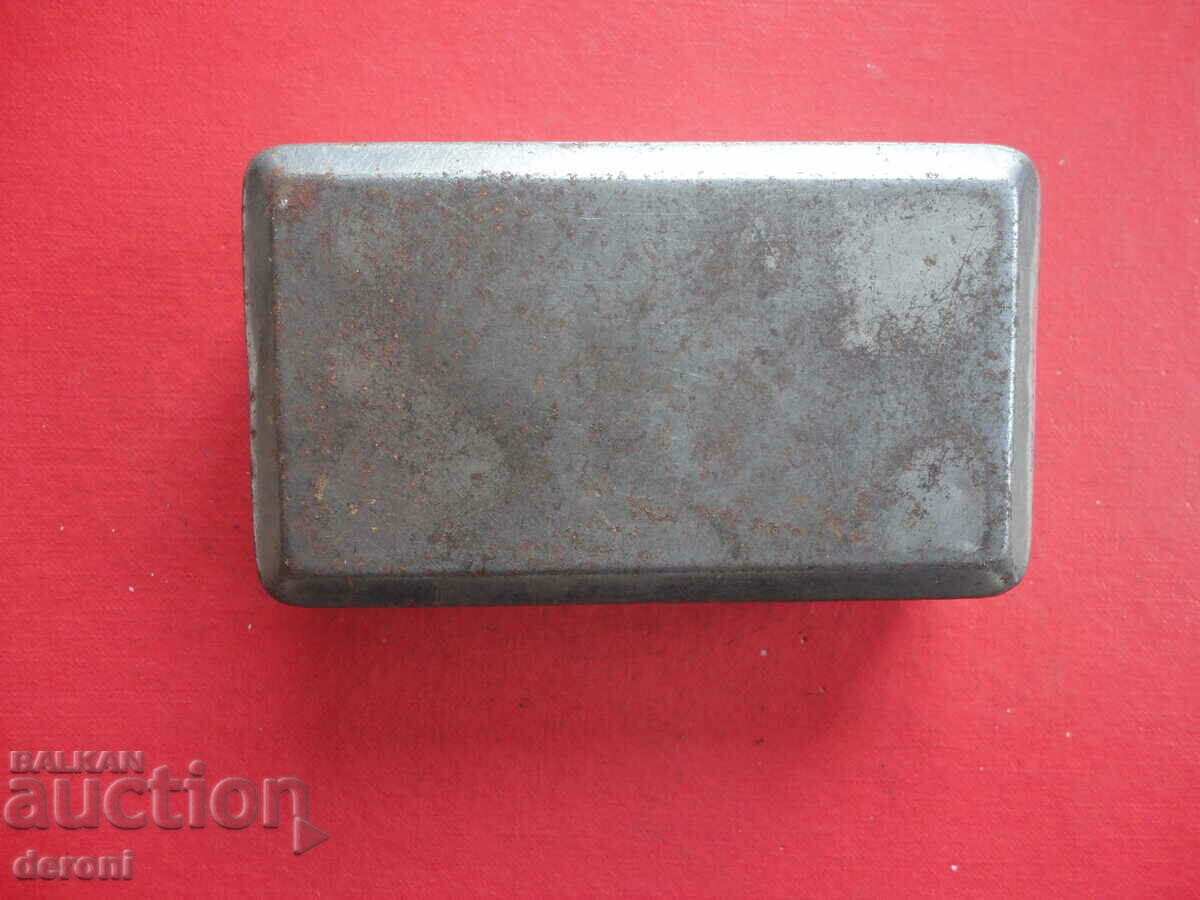 Vintage army tobacco box - 5 Vintage army tobacco box - 5