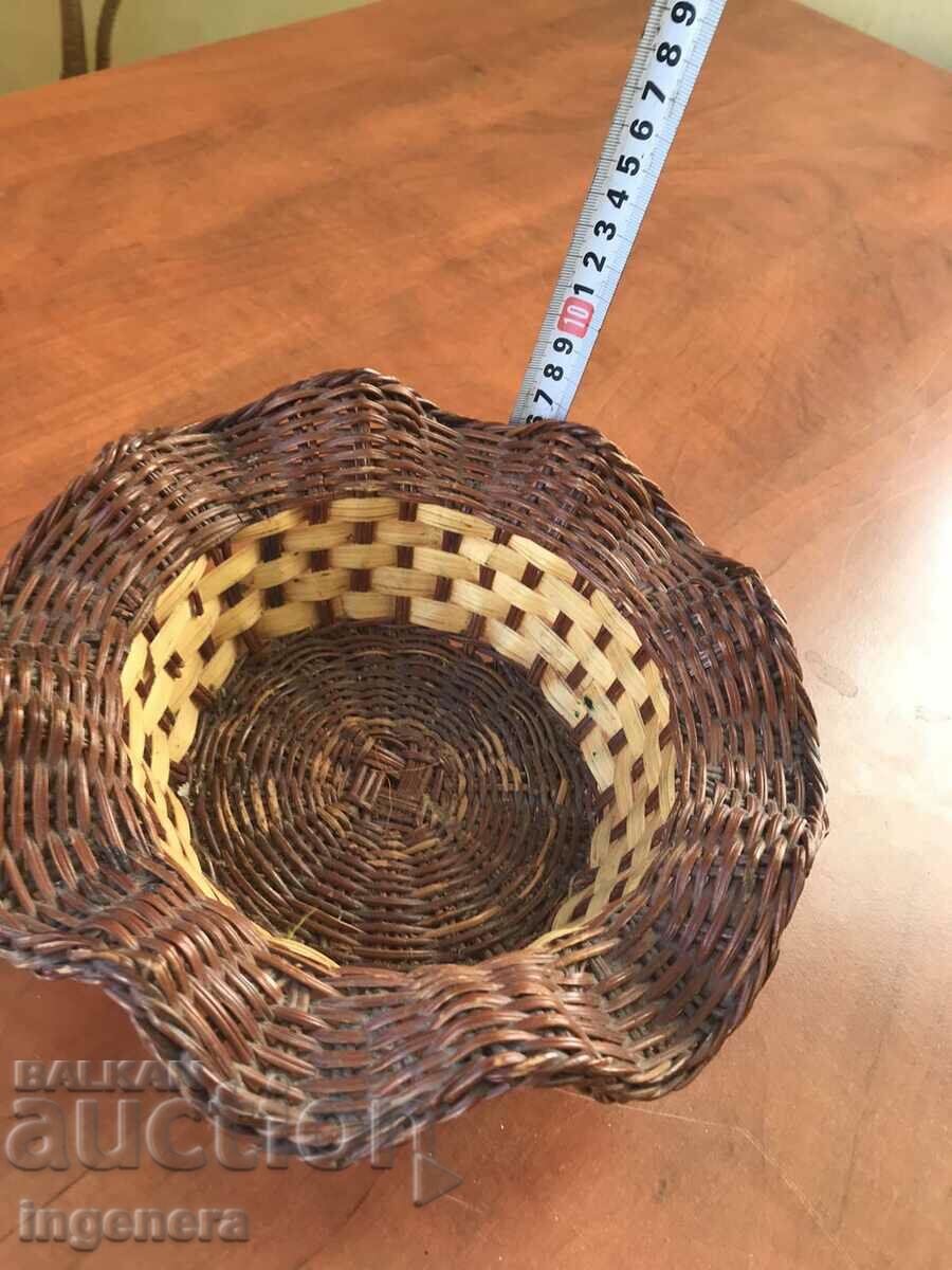 Auction PANER WINNED WOOD Auction PANER WINNED WOOD