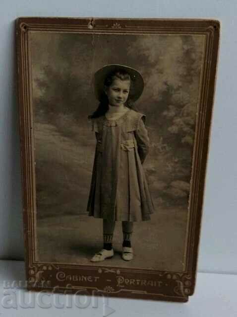 1918 CHILD GIRL CHILD PHOTOGRAPH CARDBOARD