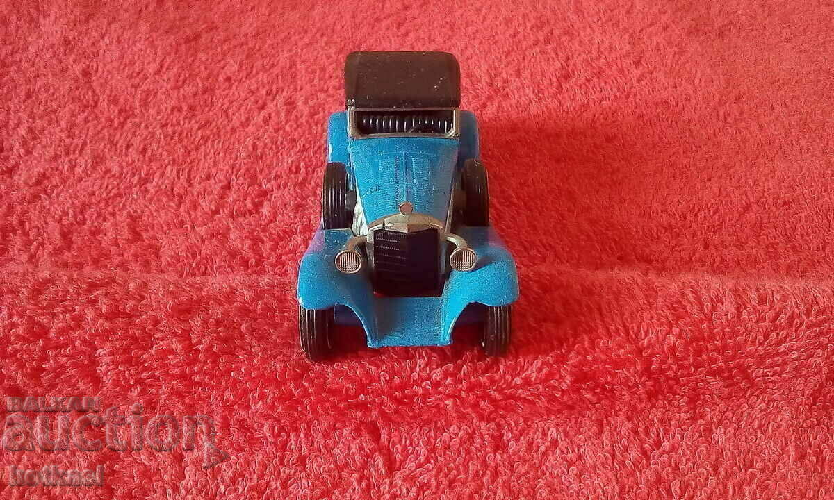 Old Matchbox England Lesney 1972 Mercedes 1928 Metal Car - 5 Old Matchbox England Lesney 1972 Mercedes 1928 Metal Car - 5