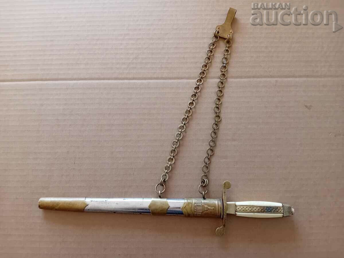 Cuțit cortical de ofițer din toată armata cu mâner și purtător cu preț 201.00 BGN | € 102.77 Cuțit cortical de ofițer din toată armata cu mâner și purtător cu preț 201.00 BGN | € 102.77