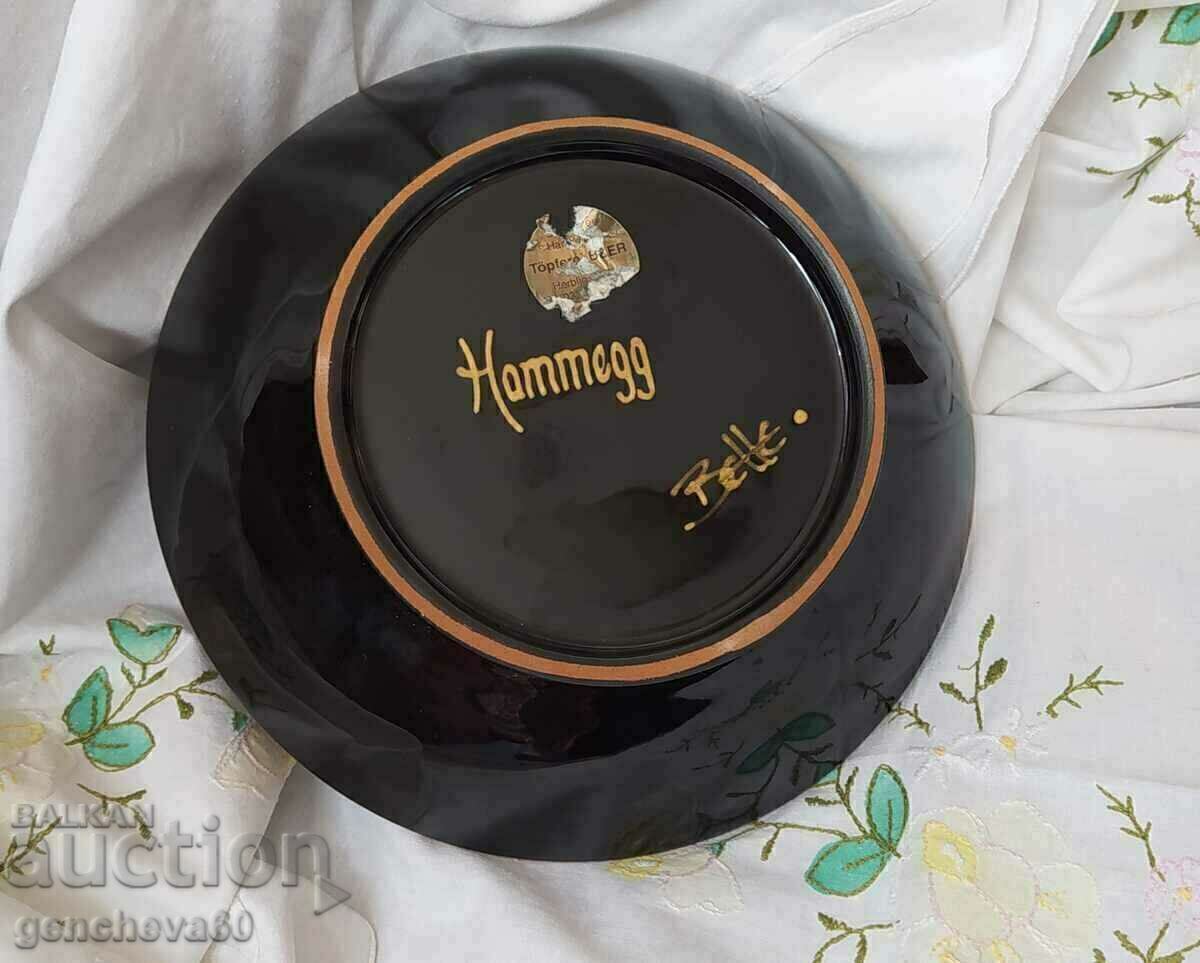 Авторска купа,рисувана глазирана керамика,подпис етикет с цена € 8.00 | 15.65 лв.