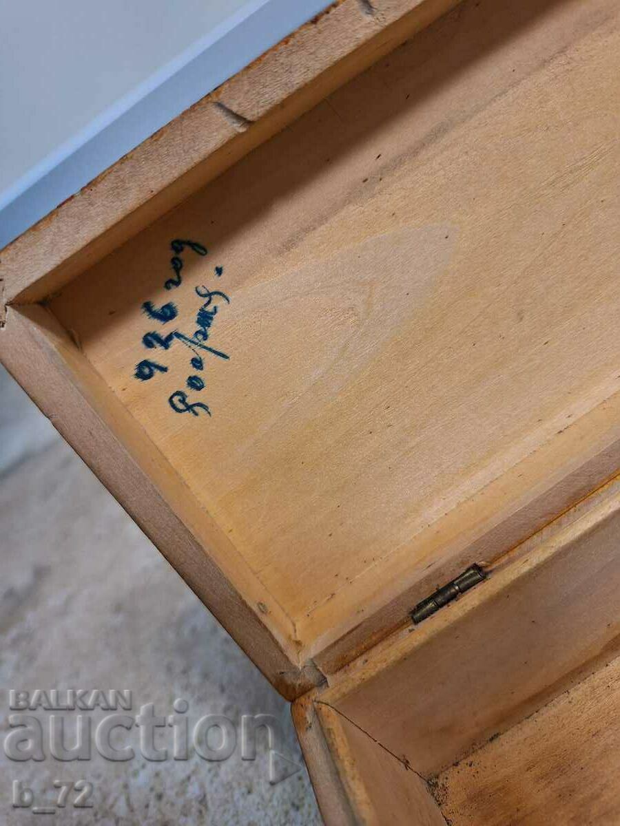 Delivery of Old wooden inlaid box, 1926 Delivery of Old wooden inlaid box, 1926