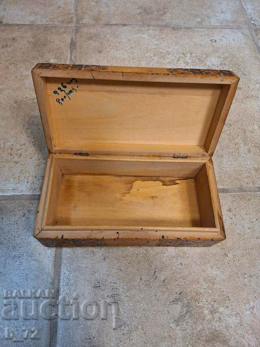 Old wooden inlaid box, 1926 - 6 Old wooden inlaid box, 1926 - 6