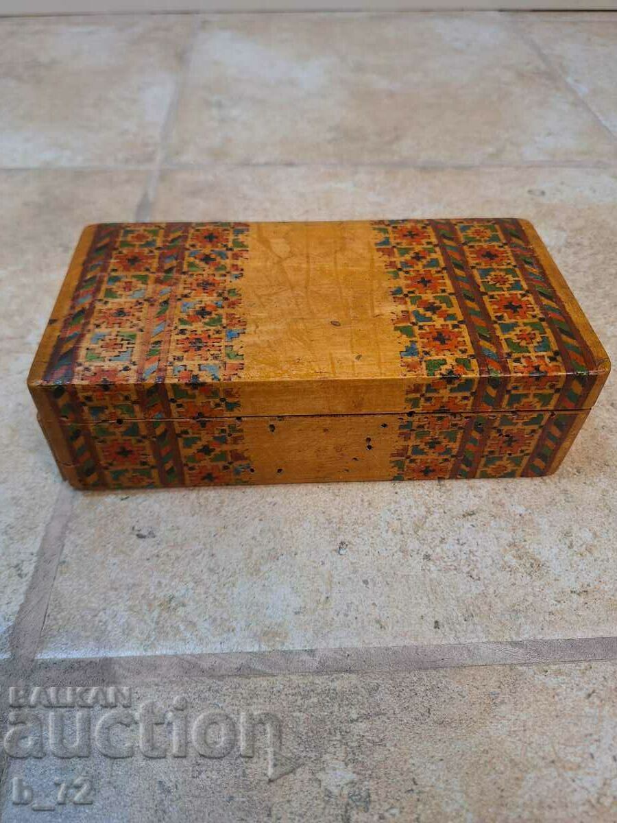 Old wooden inlaid box, 1926